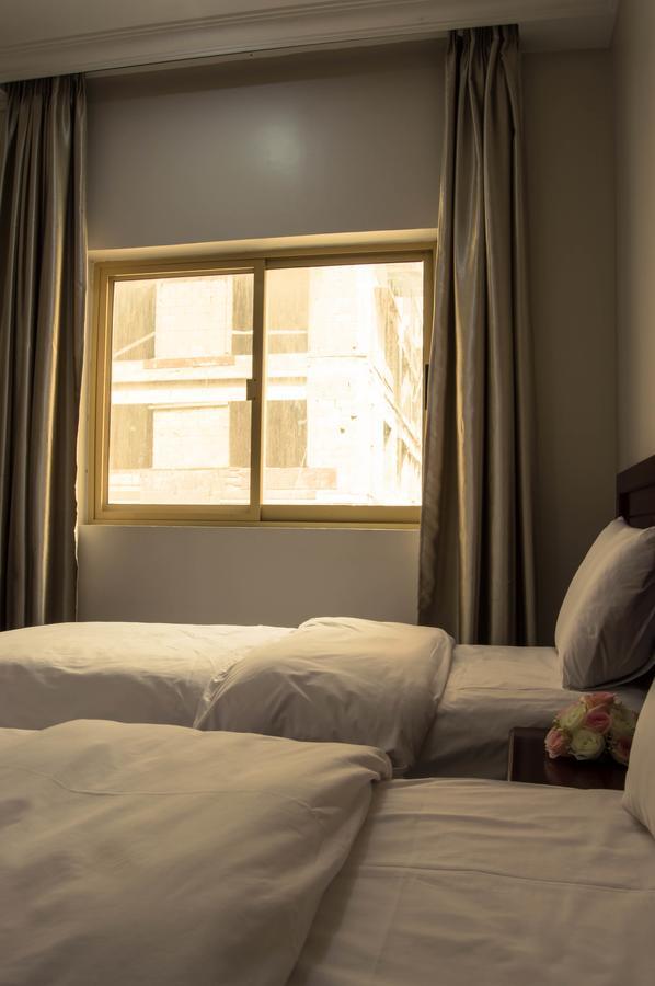 Wardah Hotel Apartments Sharjah Ngoại thất bức ảnh